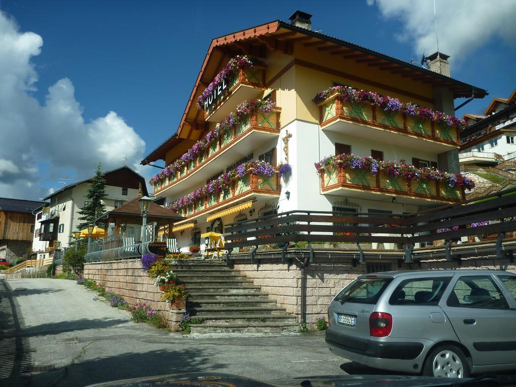 Hotel Millefiori 维哥迪法萨 外观 照片
